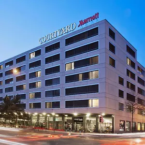 Courtyard By Marriott North Hotel